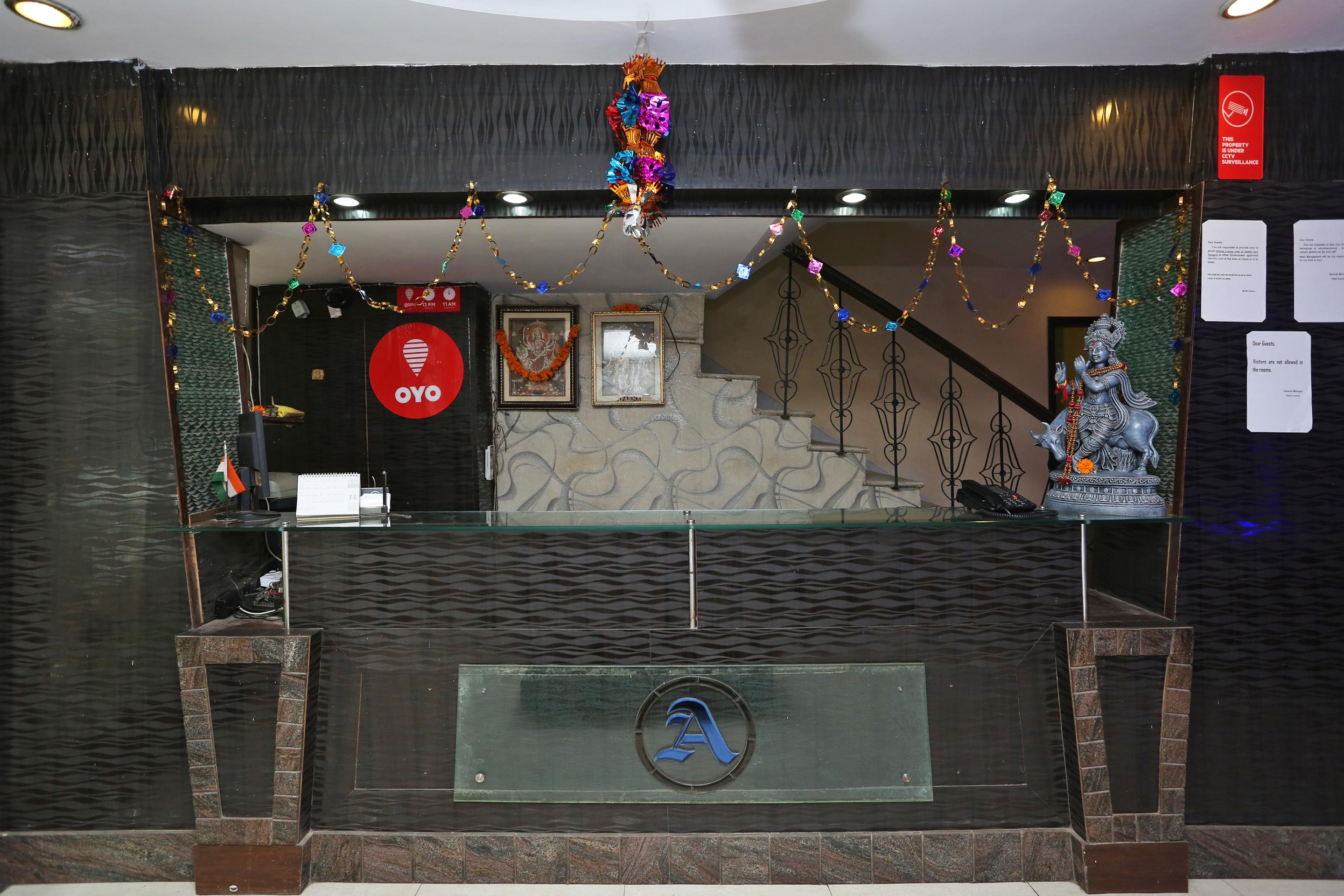 Oyo 337 Hotel Anand Дели Экстерьер фото