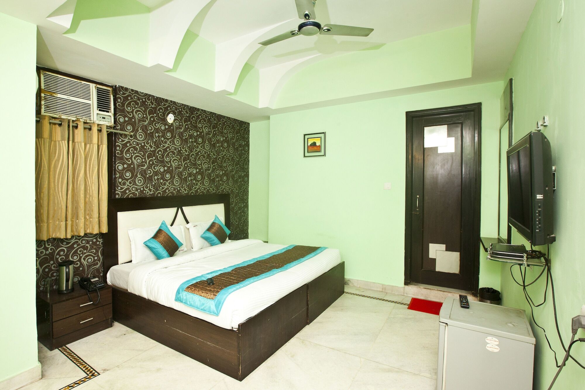 Oyo 337 Hotel Anand Дели Экстерьер фото